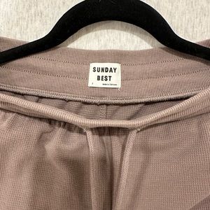 Aritzia Sunday Best Sweatpants